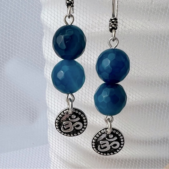 BLUE Agate and Sterling Dangle Earrings Om Charms - Picture 13 of 13
